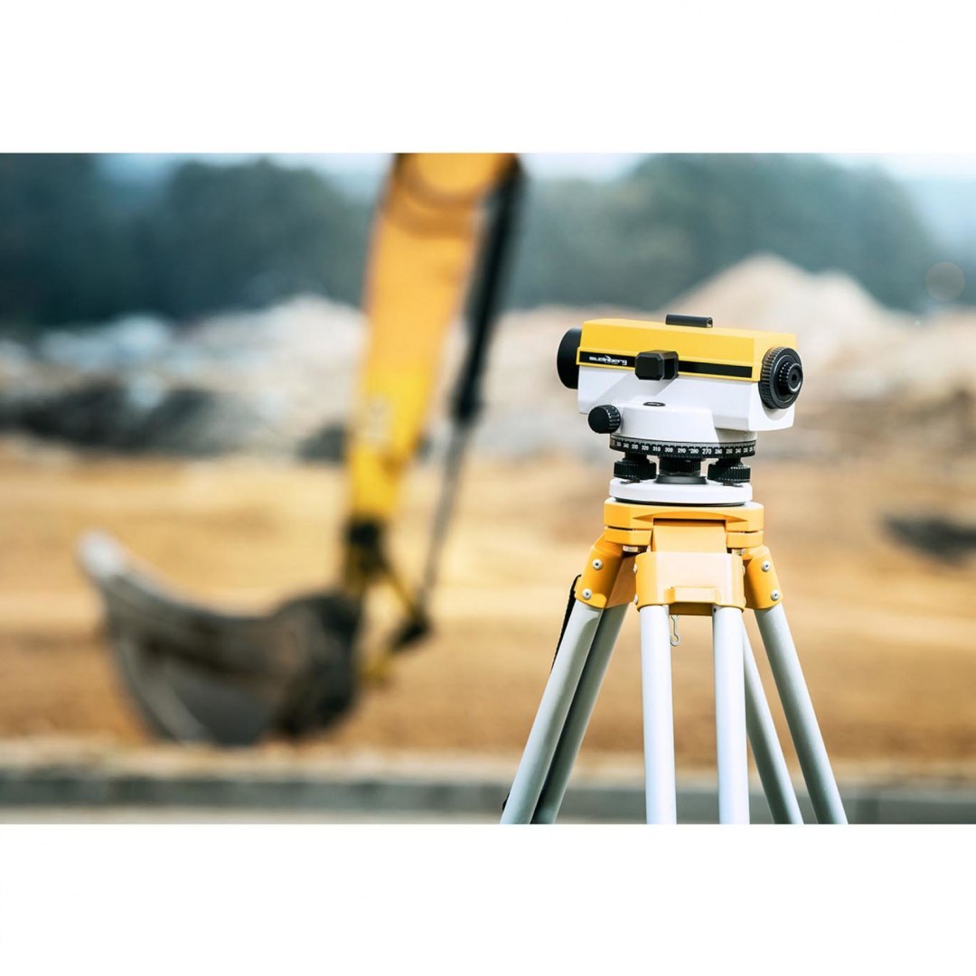 Niwelator optyczny samopoziomujący ze statywem i łatą - powiększenie 24x śr. 36 mm Steinberg Systems Niwelator optyczny samopoziomujący ze statywem i łatą - powiększenie 24x śr. 36 mm Steinberg Systems