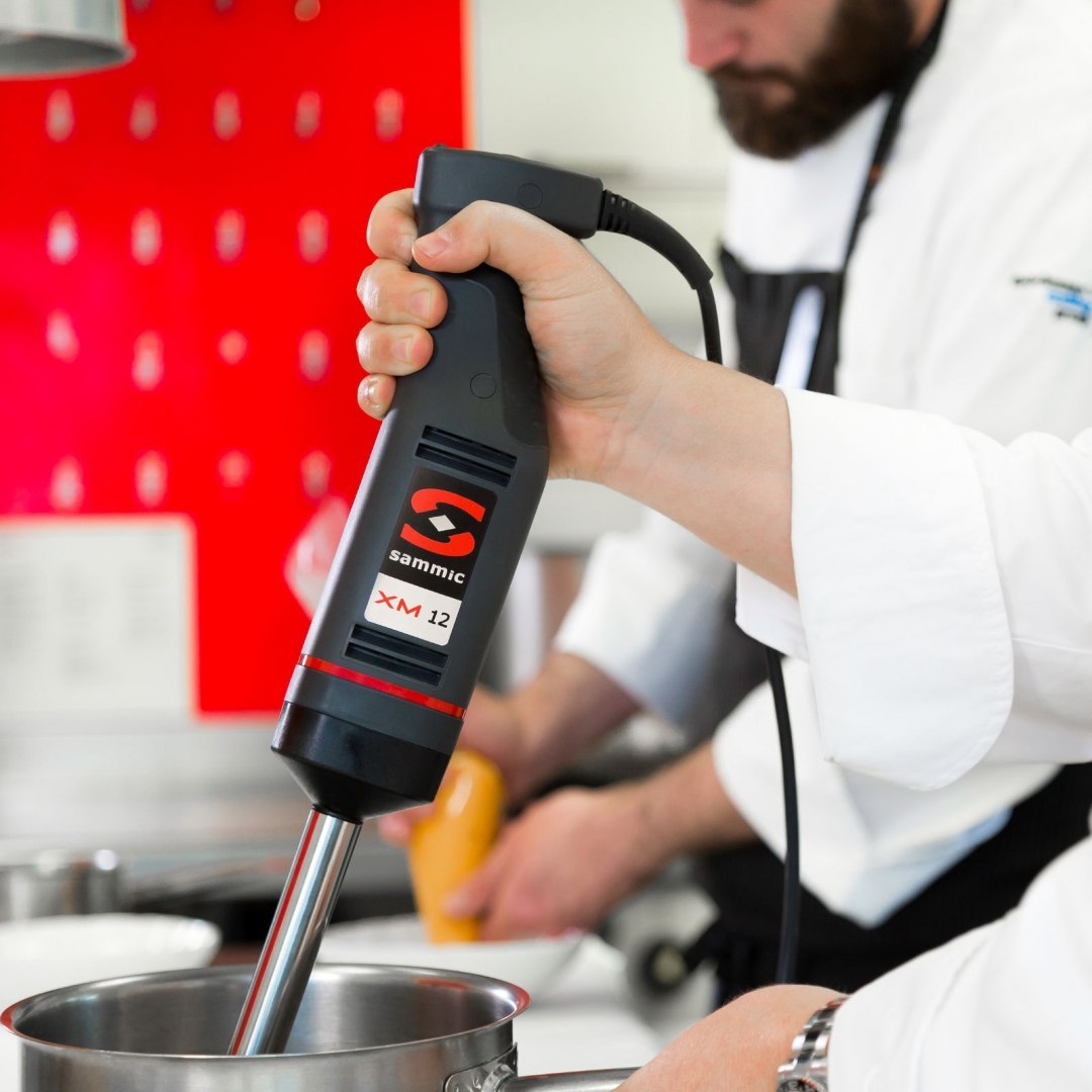 Mikser blender ręczny z ramieniem miksującym rozdrabniającym XM-12 240 W - Sammic 3030618 SAMMIC Mikser blender ręczny z ramieniem miksującym rozdrabniającym XM-12 240 W - Sammic 3030618 SAMMIC