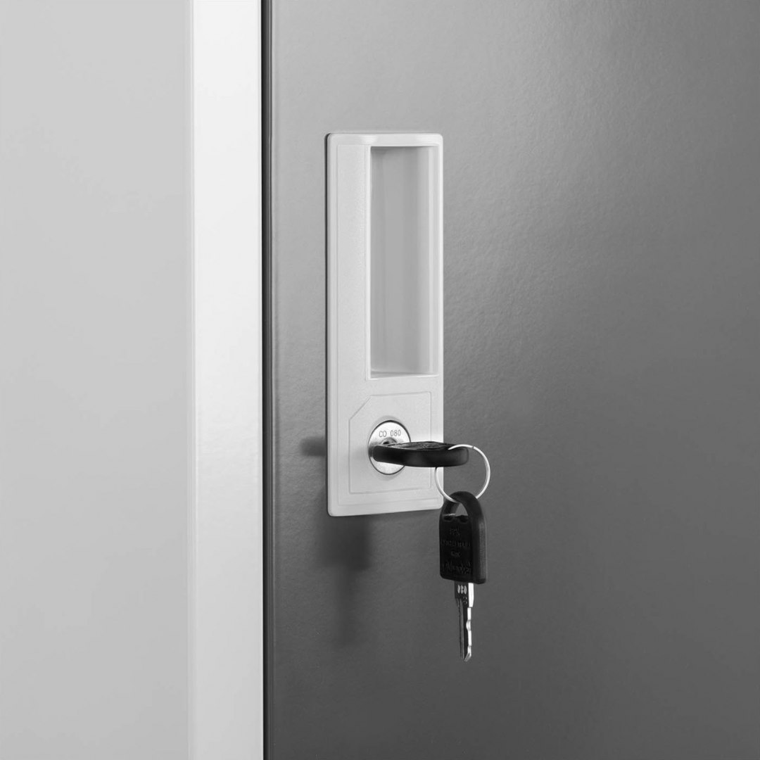 Szafa skrytkowa socjalna śniadaniowa metalowa z zamkami na klucz 4-drzwiowa FROMM&amp;STARCK