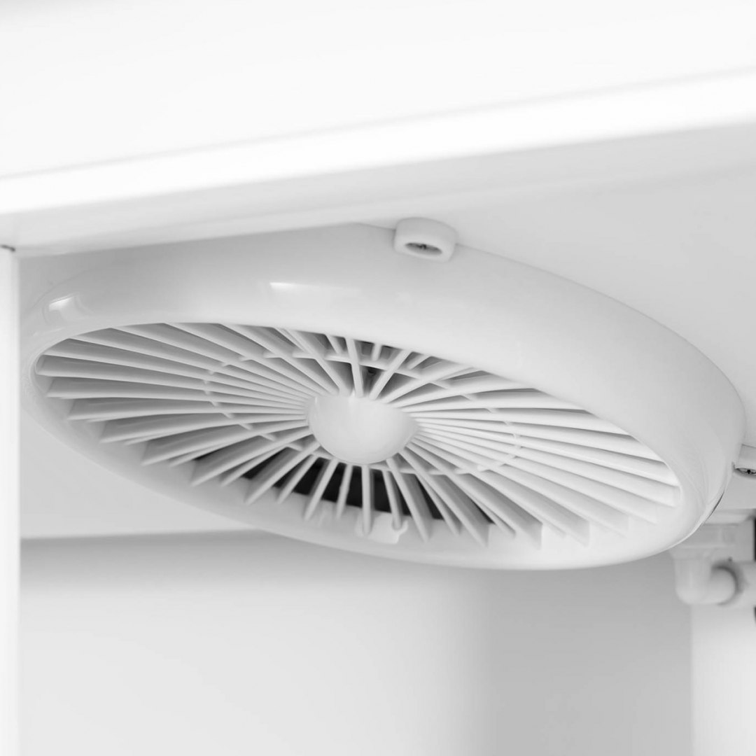 Lodówka chłodziarka na napoje podwójna przeszklona LED 2-10 C 600 l biała Royal Catering Lodówka chłodziarka na napoje podwójna przeszklona LED 2-10 C 600 l biała Royal Catering