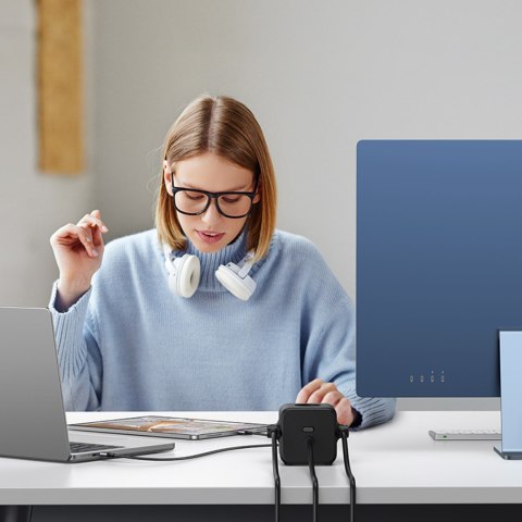 Ładowarka listwa zasilająca AC 240V GaN 2x USB-C 2x USB-A 3x AC 240V - czarna UGREEN Ładowarka listwa zasilająca AC 240V GaN 2x USB-C 2x USB-A 3x AC 240V - czarna UGREEN