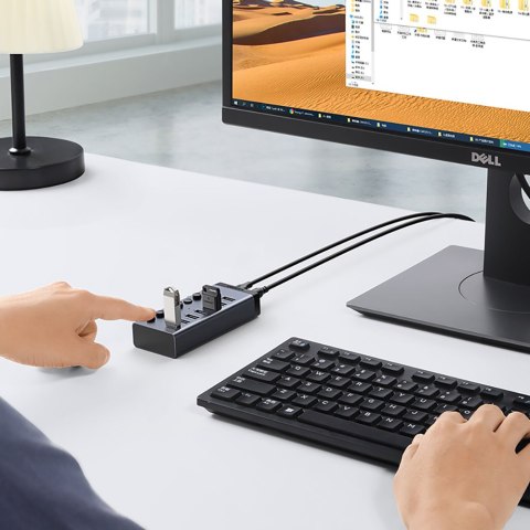 7w1 Wielofunkcyjny HUB rozdzielacz USB-C - 7x USB 3.0 PD DC 12V szary UGREEN 7w1 Wielofunkcyjny HUB rozdzielacz USB-C - 7x USB 3.0 PD DC 12V szary UGREEN