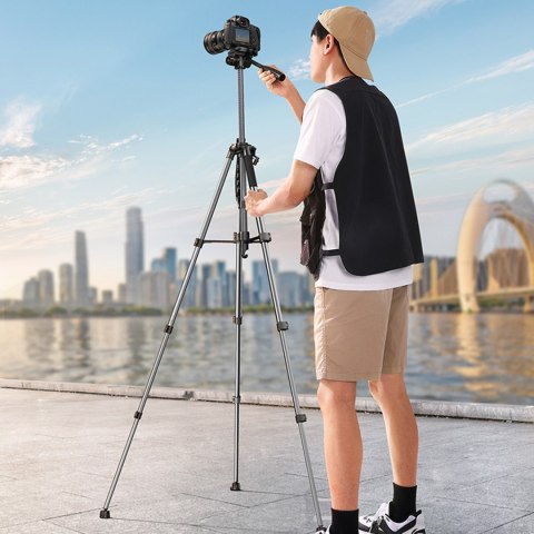 Profesjonalny statyw do smartfonów i aparatów fotograficznych 175 cm czarno-szary UGREEN Profesjonalny statyw do smartfonów i aparatów fotograficznych 175 cm czarno-szary UGREEN
