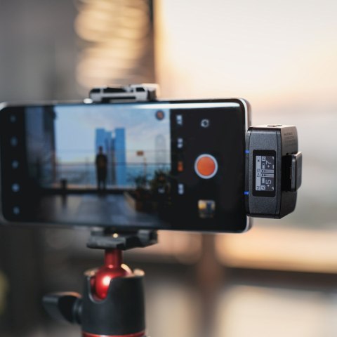 Zestaw mikrofonów bezprzewodowych z etui ładującym 8GB 2.4 GHz USB-C BOYA