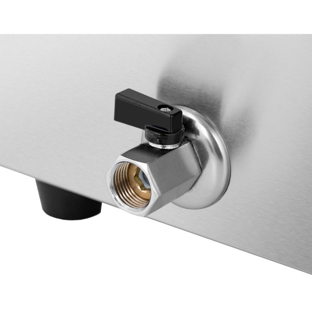 Bemar podgrzewacz elektryczny z kranem i osłoną 1800 W 4x GN 1/2 gł. 100 mm 24 l Royal Catering Bemar podgrzewacz elektryczny z kranem i osłoną 1800 W 4x GN 1/2 gł. 100 mm 24 l Royal Catering