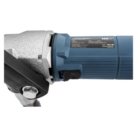 Elektryczne nożyce do blachy falistej i trapezowej MSW BLS-300 do 4 mm MSW Elektryczne nożyce do blachy falistej i trapezowej MSW BLS-300 do 4 mm MSW