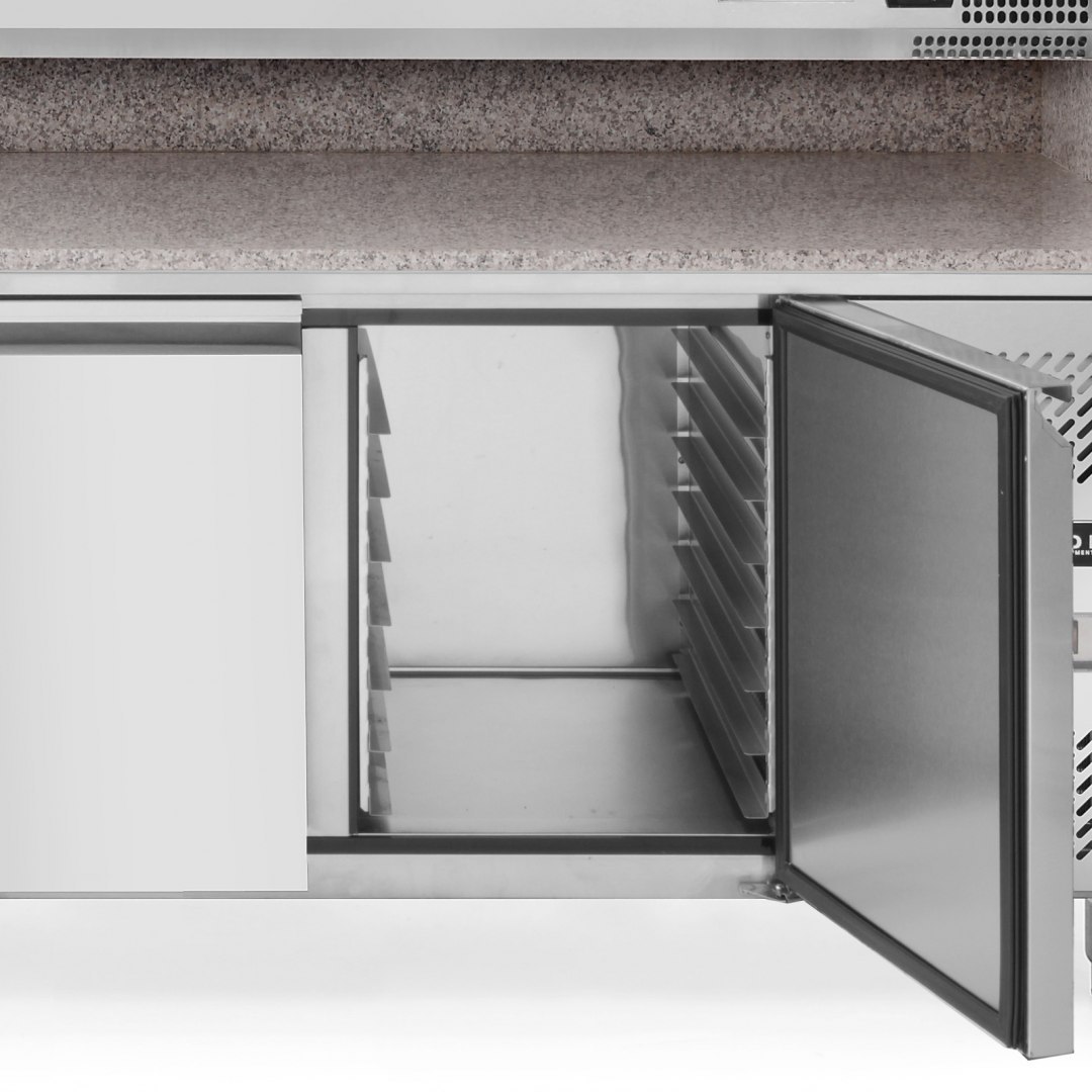 Stół chłodniczy do pizzy z nadstawą chłodniczą blat granitowy szer 140cm - Hendi 232033 Hendi Stół chłodniczy do pizzy z nadstawą chłodniczą blat granitowy szer 140cm - Hendi 232033 Hendi